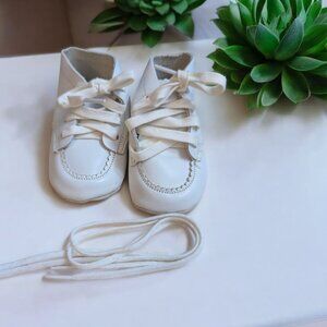 Baby Newborn white soft thin leather shoes 1950's baptism wedding extra laces